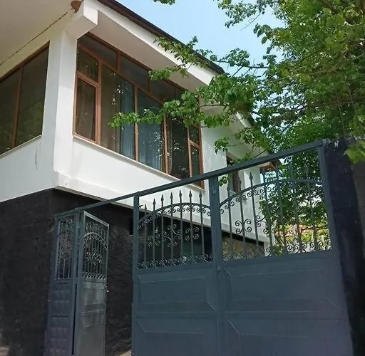 Сasa de vacaciones With 100% Bio Food Maliq