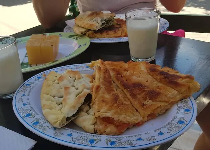 With 100% Bio Food *